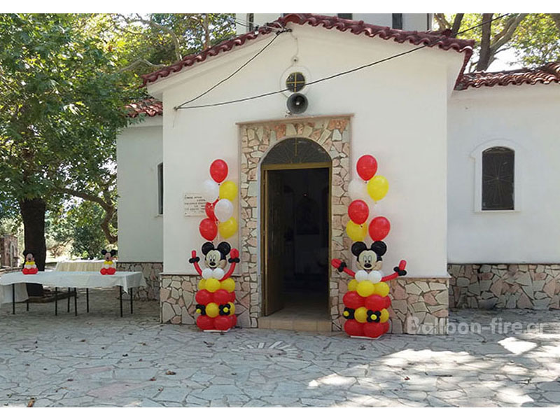 Μπαλόνια κατασκευές Mickey στην εκκλησία