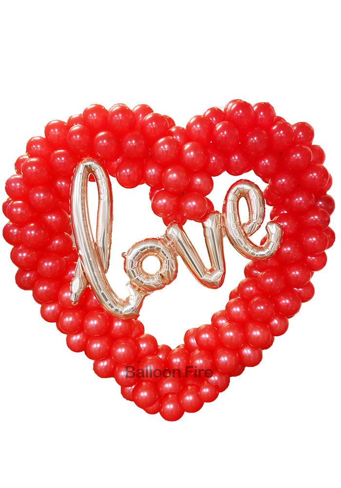 Πλεκτή καρδιά με μπαλόνια & Love λέξη